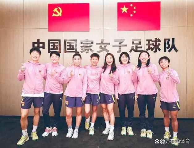 斯帕莱蒂接着谈到了意大利国家队的锋线人员，“对我来说，扎尼奥洛可以踢中锋，他也许拥有一个重要的未来。